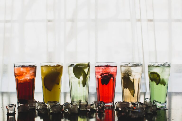 Bunte Cocktails